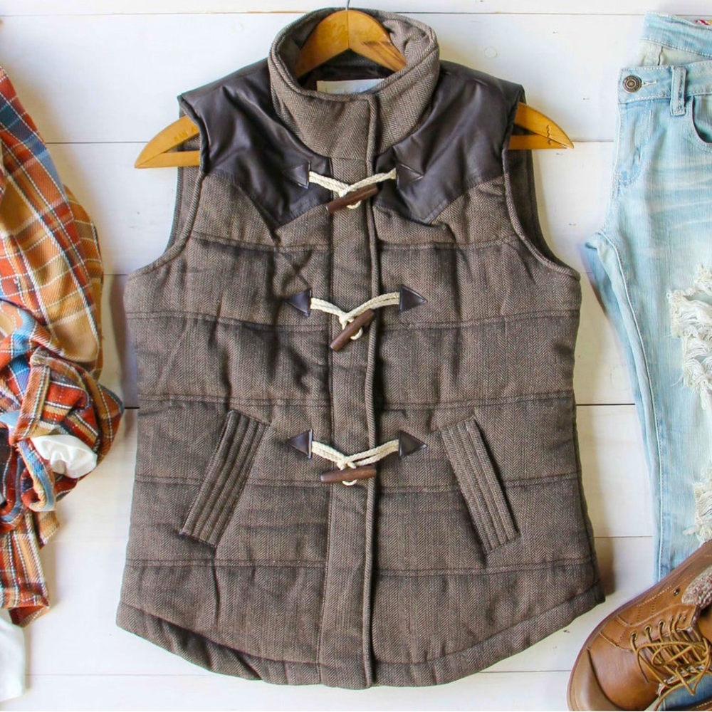 HOLLYLAND Women's Vest Brown Herringbone w/ Pleather Trim Vest Jacket XS NWT